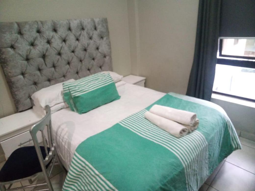 La One Rosebank Stay Johannesburg Exterior photo